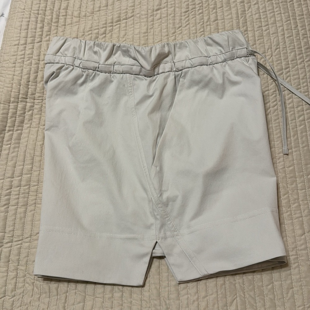 Cinchable Waist HR Woven Short 3.5” - Picture 10 of 10